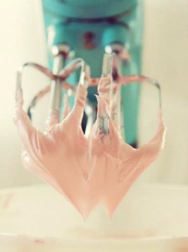 Baking Cupcakes - Image 2